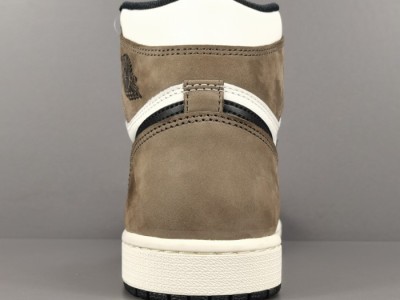 Jordan 1 Retro High Dark Mocha
