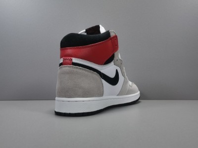 Jordan 1 Retro High Light Smoke Grey