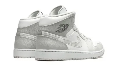 Air Jordans 1 Mid White Camo'