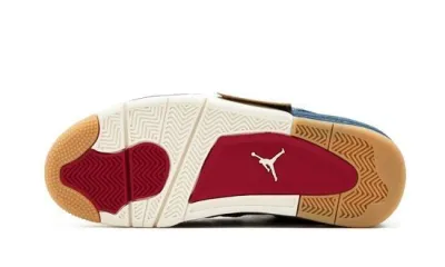 Jordans 4 Retro NRG  Levi's  AO2571-401