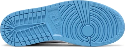 Air Jordan 1 Mid 'University Blue' BQ6472-102