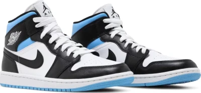 Air Jordan 1 Mid 'University Blue' BQ6472-102