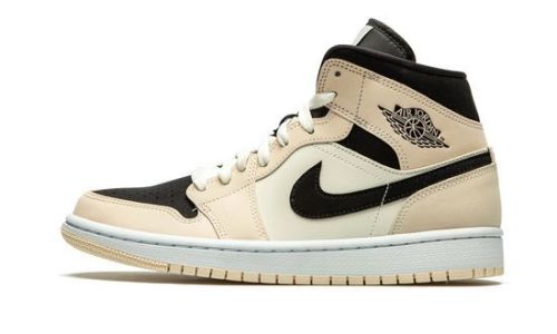 Wmns Air Jordans 1 Mid  Guava Ice  BQ6472-800