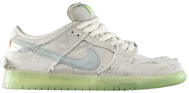 Dunk Low SB 'Mummy'  DM0774-111  GS