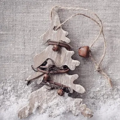 nikdh min maxe new Holiday Ceramic Mug and Coffee Bundle