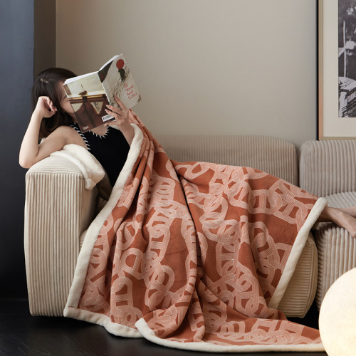 Double-sided thickened ton ton velvet composite blanket