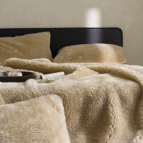 Kadar wool blanket