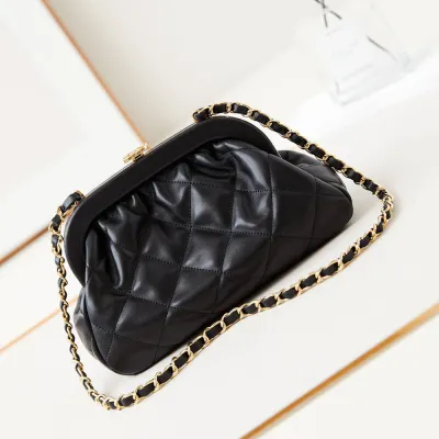 Chanel Clutch(HIGH-END GRADE