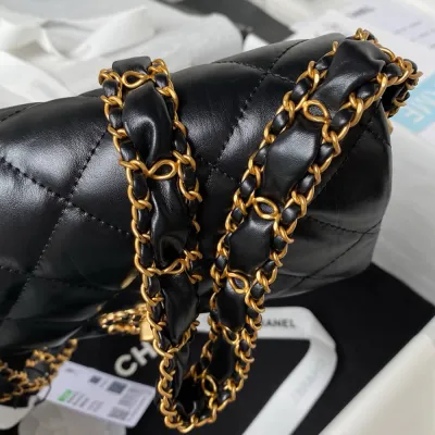 CHANEL MINI FLAP