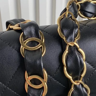 CHANEL Small Flap Bag(high-end grade)