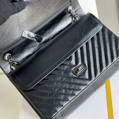 CHANEL LARGE 2.55 HANDBAGG