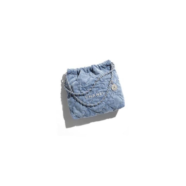 CHANEL 22 SMALL HANDBAG