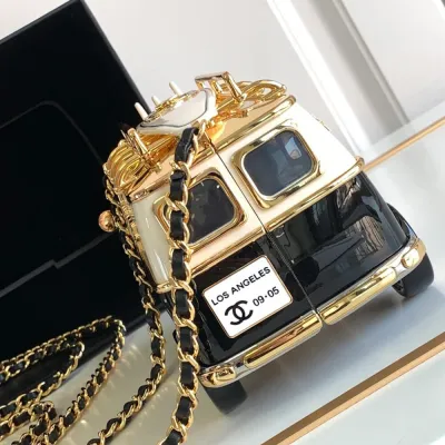 CHANEL MINI VAN MINAUDIERE(LOW STOCK)