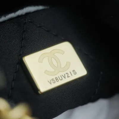 CHANEL 22 MINI HANDBAG