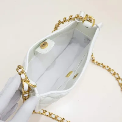 CHANEL HOBO HANDBAG