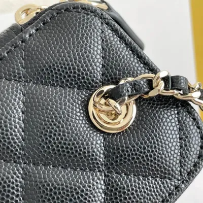 Chanel chain cosmetic bag
