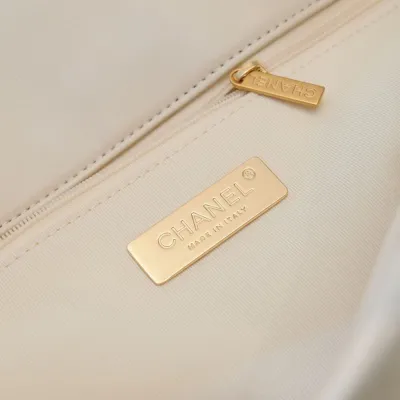 CHANEL 19 MAXI HANDBAG