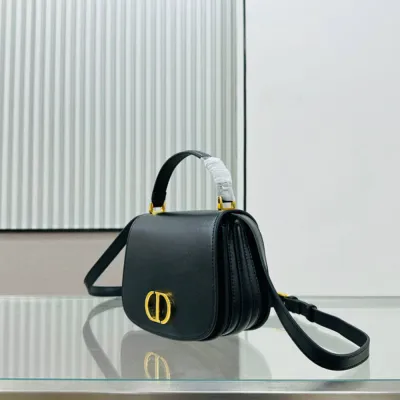 Medium 30 Montaigne Avenue Top Handle Bag