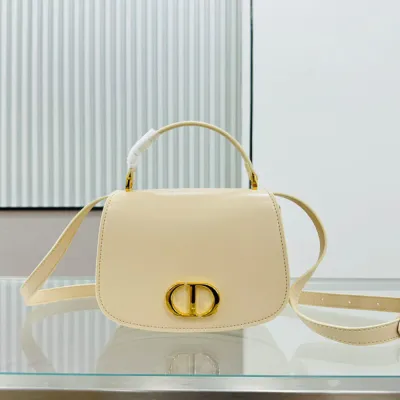 Medium 30 Montaigne Avenue Top Handle Bag