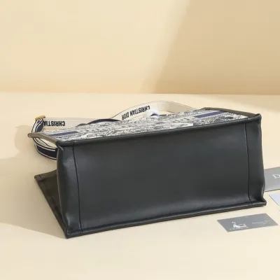 Medium Dior Book Tote