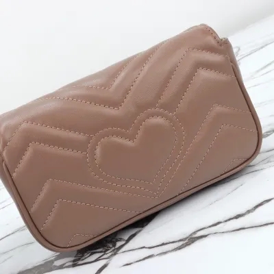 GG Marmont matelasse leather super mini bag