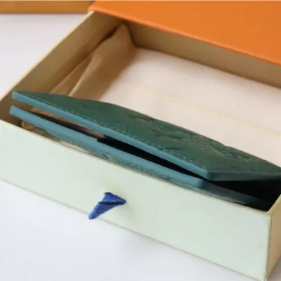 LV Pocket Organizer