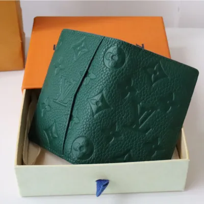 LV Pocket Organizer