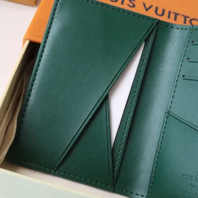 LV Pocket Organizer