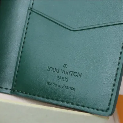 LV Pocket Organizer