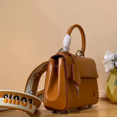 LV Cluny Mini