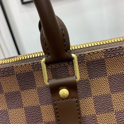 LV Keepall Bandouliere 55