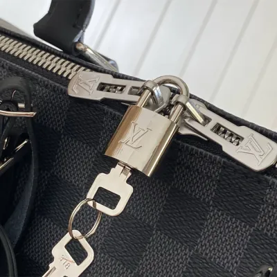 LV Keepall Bandouliere 55