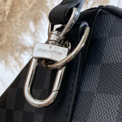 LV Keepall Bandouliere 55