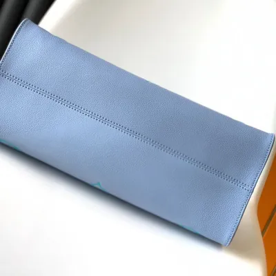 LV OnTheGo MM