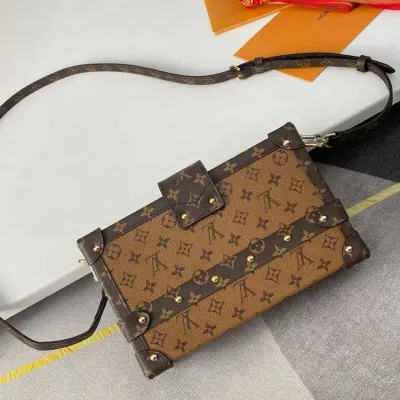 LV Petite Malle