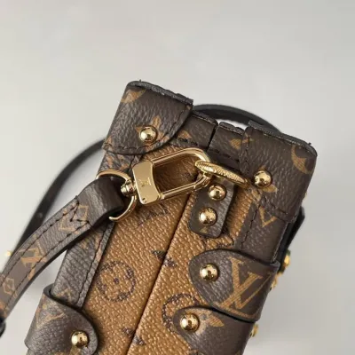 LV Petite Malle