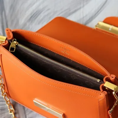 LV Dauphine Soft MM