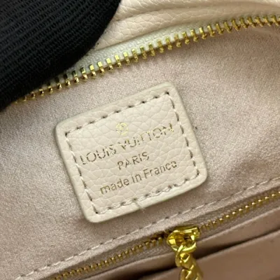 LV SMALL CARRYALL BAG