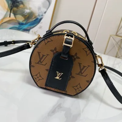 LV Boite Chapeau Souple MM