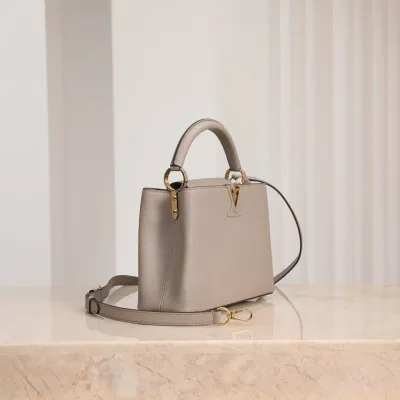 LV   Capucines MM