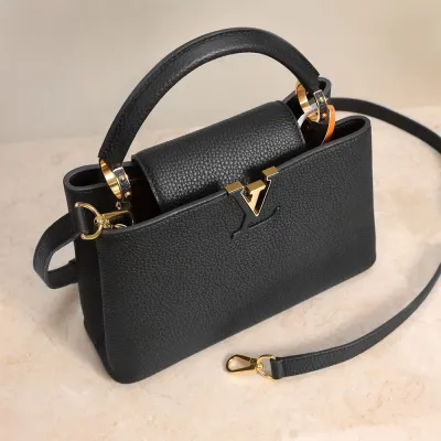 LV  Capucines MM