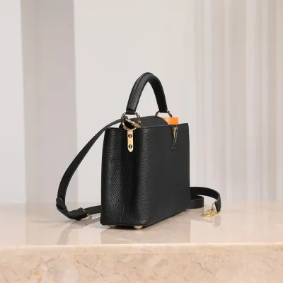 LV  Capucines MM