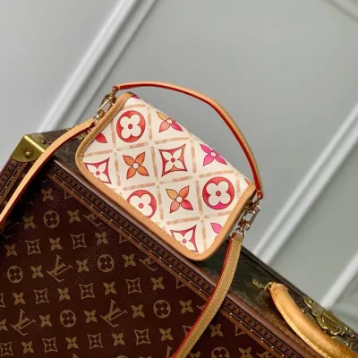 LV Nano Diane