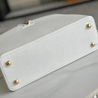 LV   Capucines MM