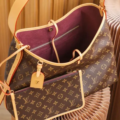 LV CarryAll MM