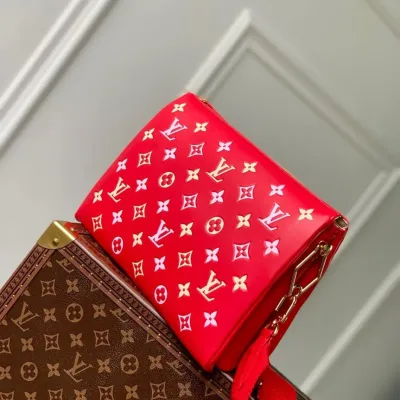 LV Coussin PM