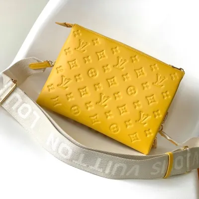 LV Coussin PM