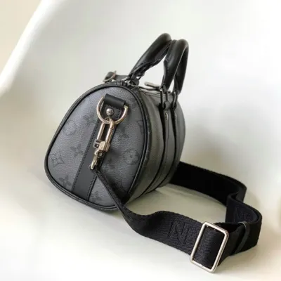 LV Keepall Bandouliere 25
