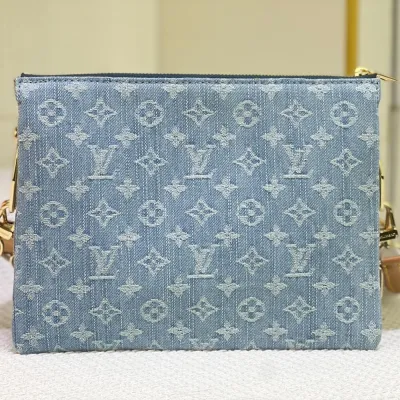 LV Coussin PM