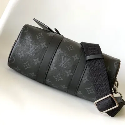 LV Keepall Bandouliere 25